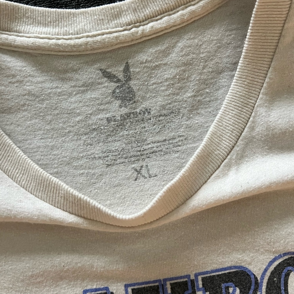 Playboy Graphic Tee XL Vintage Style Bunny Logo Cream Y2K Streetwear Shirt - Picture 5 of 7